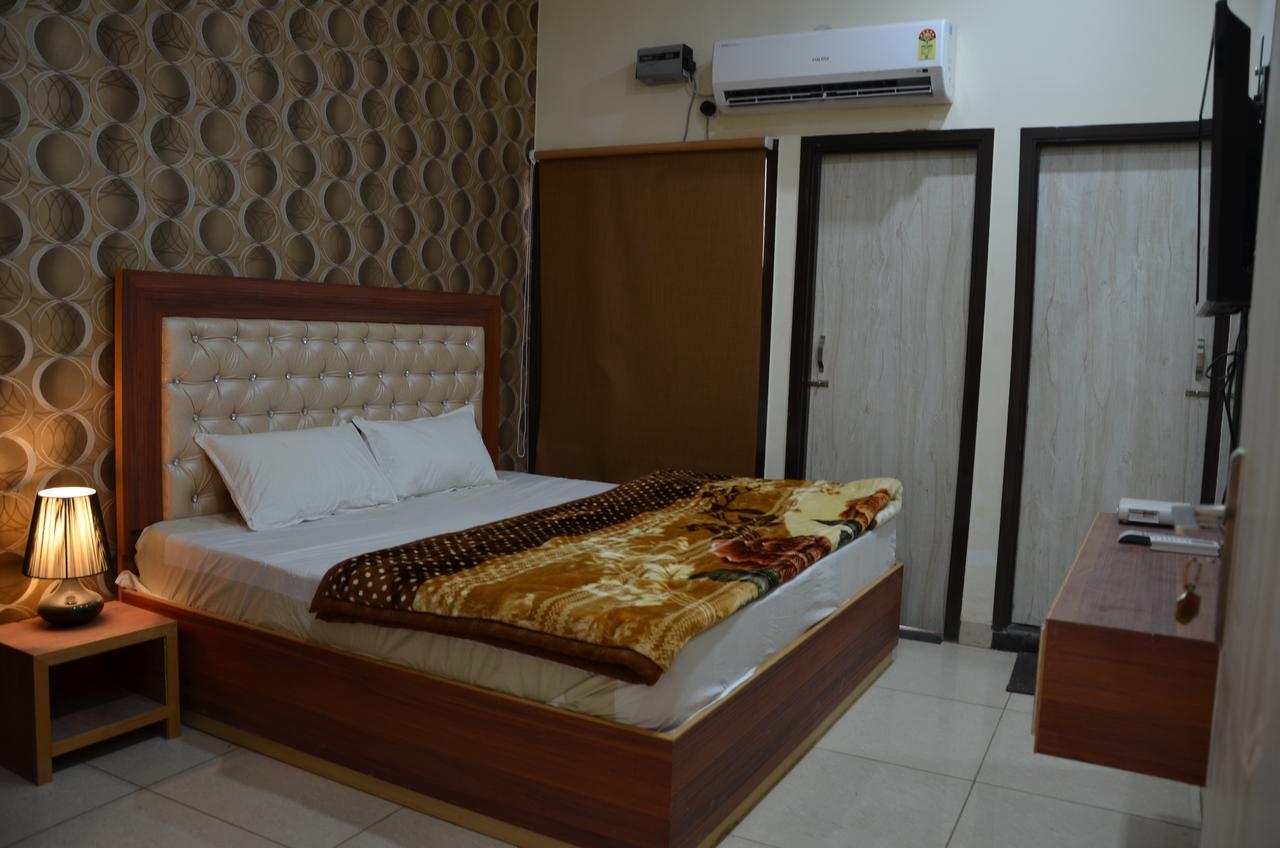 Heaven Blu Hotel & Resort Amritsar Exterior photo